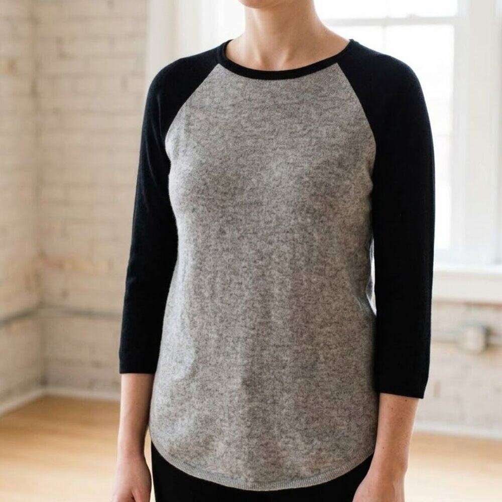 Calypso St. Barth 100% Cashmere Raglan Sweater Small Black Gray